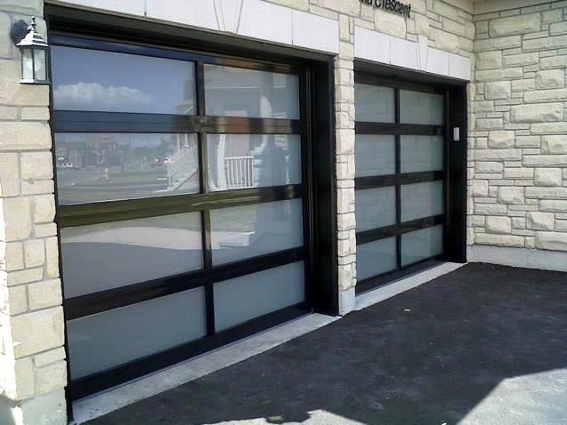Expert Garage Door Repair Technicians in Chatsworth, CA